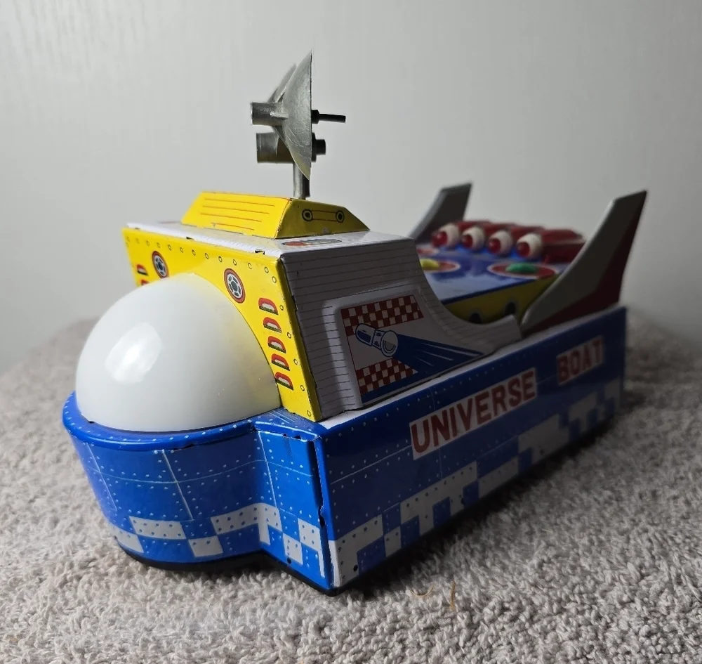 Universe Boat Kids Toy - Blue and Red